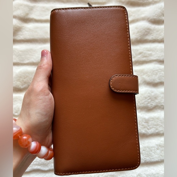 💜SOLD💜Coach Smooth Leather Essential Slim Wallet In Saddle CH823 - Picture 3 of 16